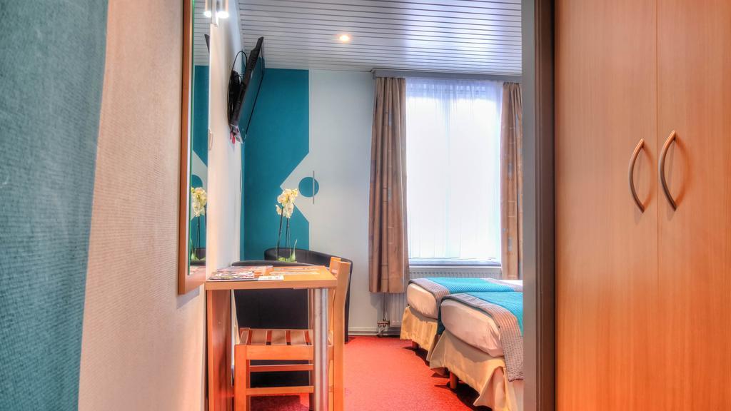 Hotel Le Terminus Mons Habitación foto